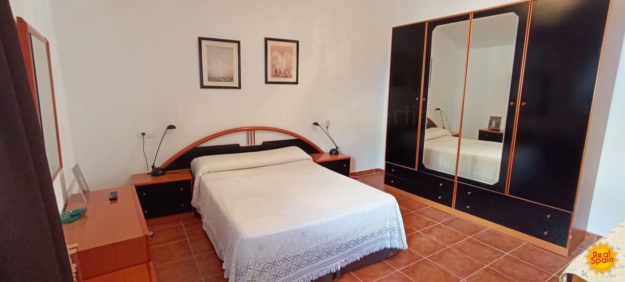 6 makuuhuone Omakotitalo myytävänä paikassa Velez-Blanco - 124 000 € (Ref: 9353696)