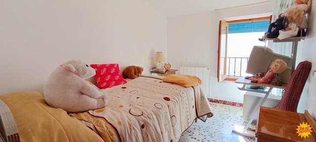 6 soveværelse Byhus til salg i Vélez-Blanco - € 124.000 (Ref: 9353696)