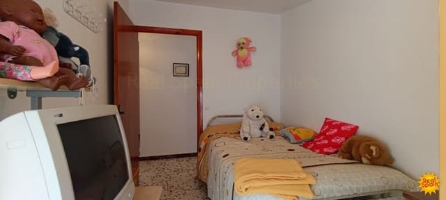 6 soveværelse Byhus til salg i Vélez-Blanco - € 124.000 (Ref: 9353696)