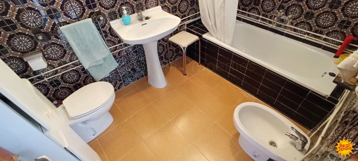 6 makuuhuone Omakotitalo myytävänä paikassa Velez-Blanco - 124 000 € (Ref: 9353696)