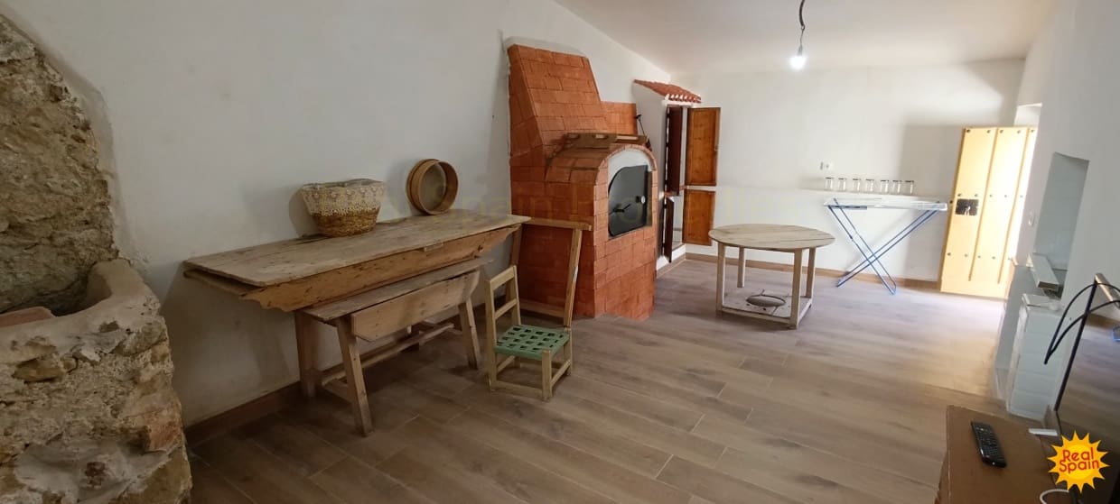 6 makuuhuone Omakotitalo myytävänä paikassa Velez-Blanco - 124 000 € (Ref: 9353696)