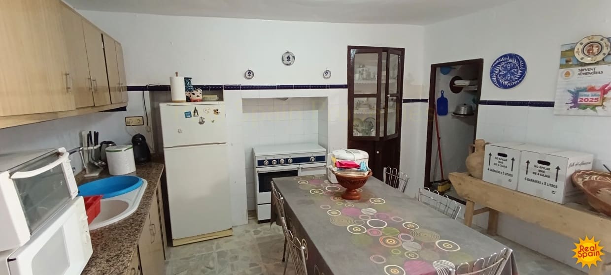 6 makuuhuone Omakotitalo myytävänä paikassa Velez-Blanco - 124 000 € (Ref: 9353696)