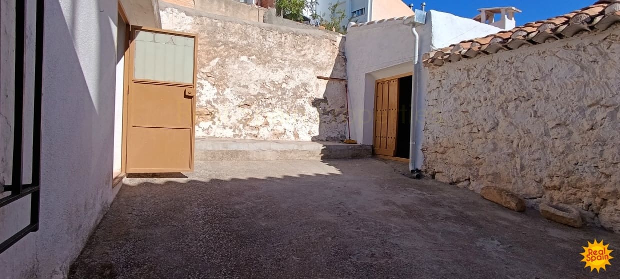 6 makuuhuone Omakotitalo myytävänä paikassa Velez-Blanco - 124 000 € (Ref: 9353696)