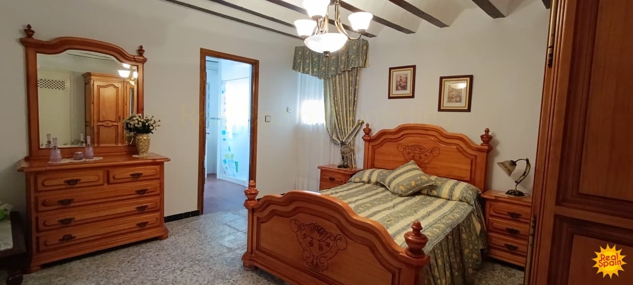 6 makuuhuone Omakotitalo myytävänä paikassa Velez-Blanco - 124 000 € (Ref: 9353696)