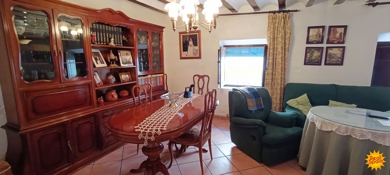 6 makuuhuone Omakotitalo myytävänä paikassa Velez-Blanco - 124 000 € (Ref: 9353696)