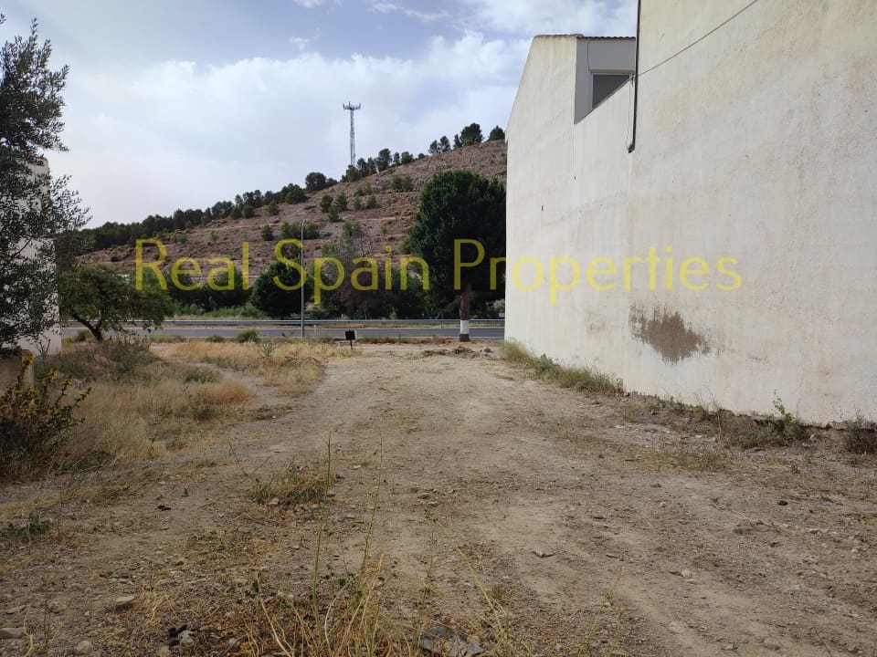 Mark till salu i Velez-Rubio - 25 000 € (Ref: 9359812)