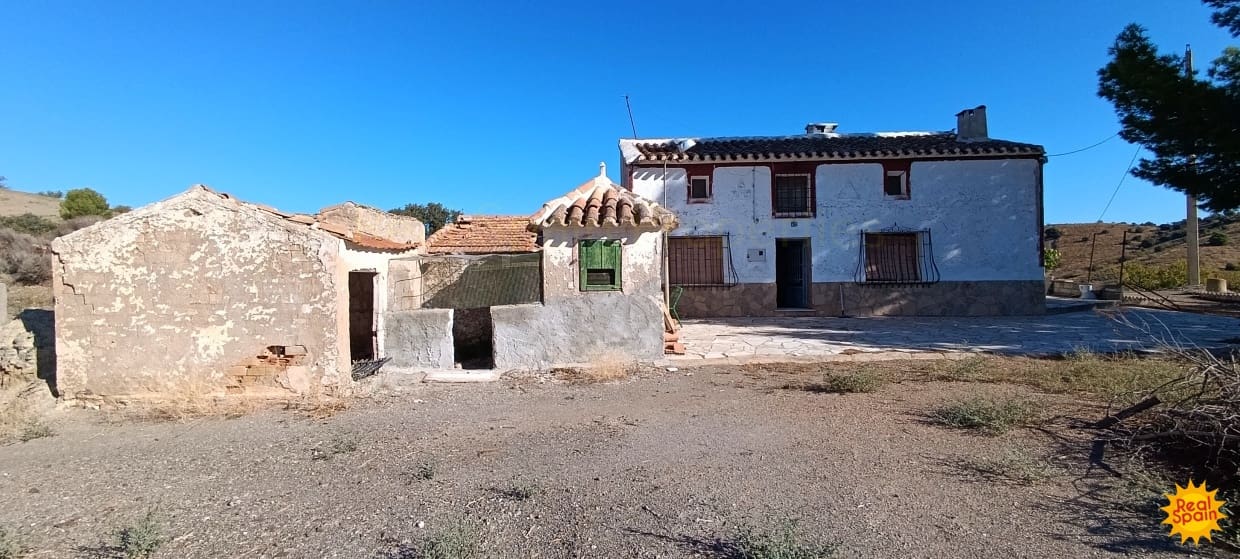 4 chambre Finca/Maison de Campagne à vendre à Henares - 89 000 € (Ref: 9371764)