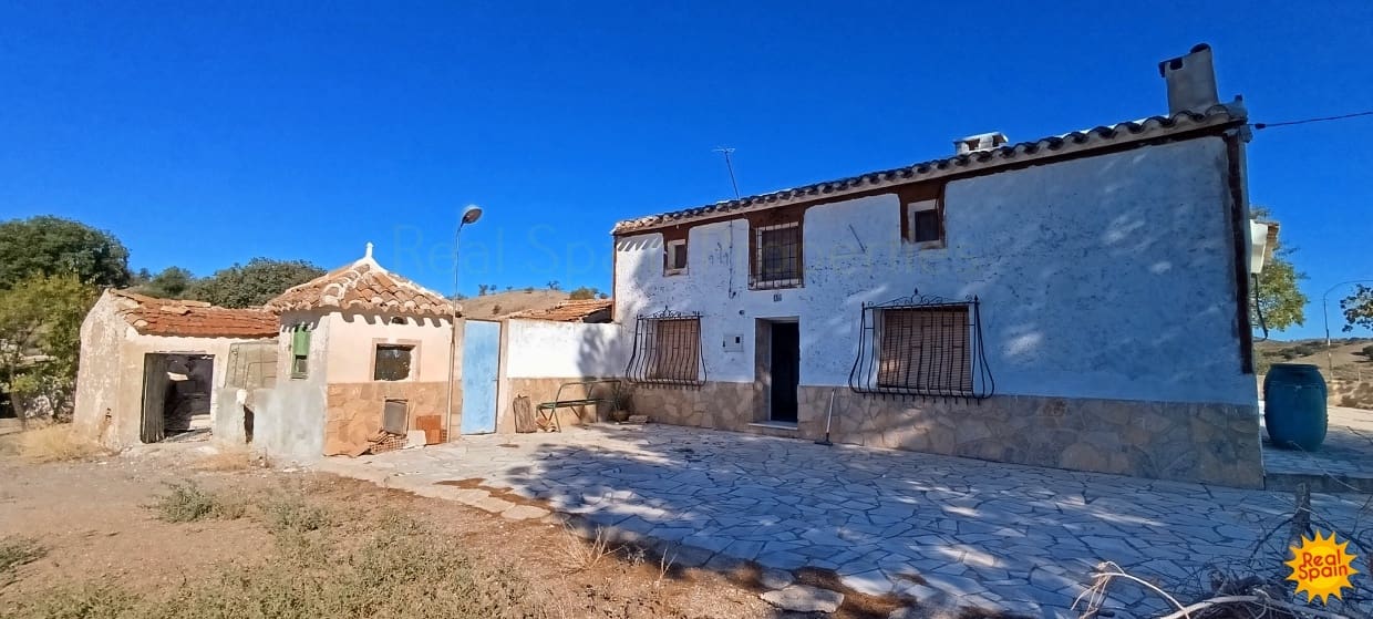 4 chambre Finca/Maison de Campagne à vendre à Henares - 89 000 € (Ref: 9371764)