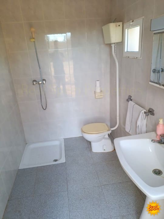 Commercial for sale in Velez-Rubio - € 88,000 (Ref: 9483214)