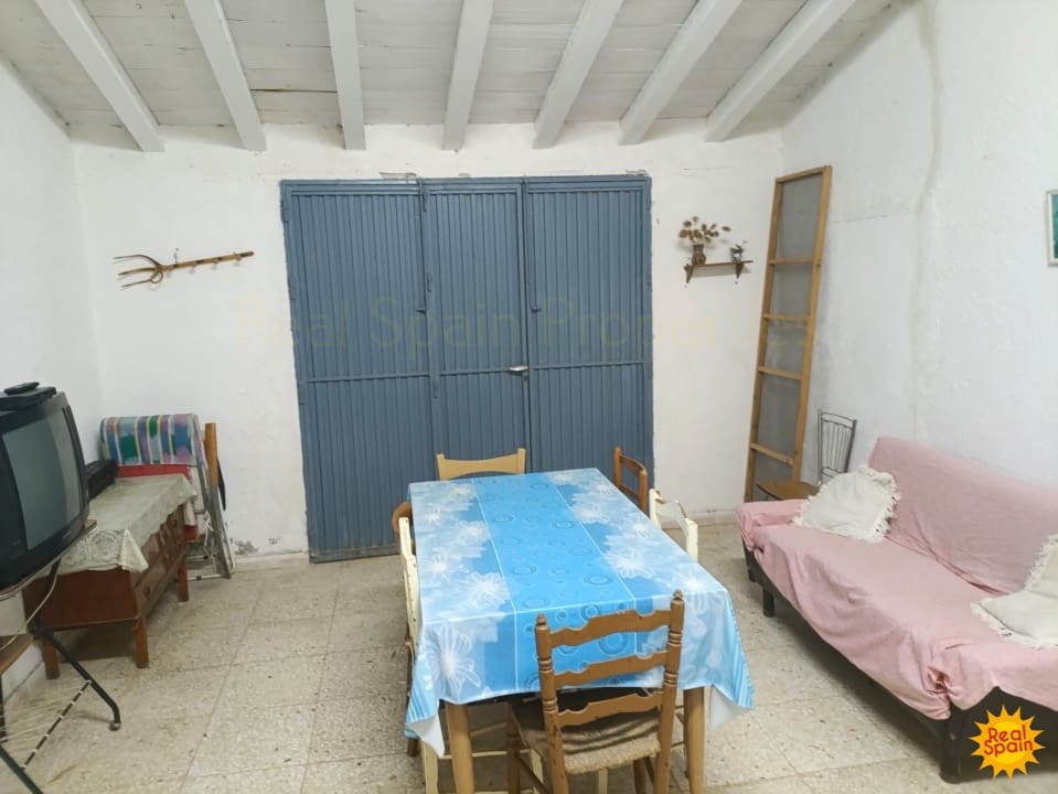 Commercial for sale in Velez-Rubio - € 88,000 (Ref: 9483214)