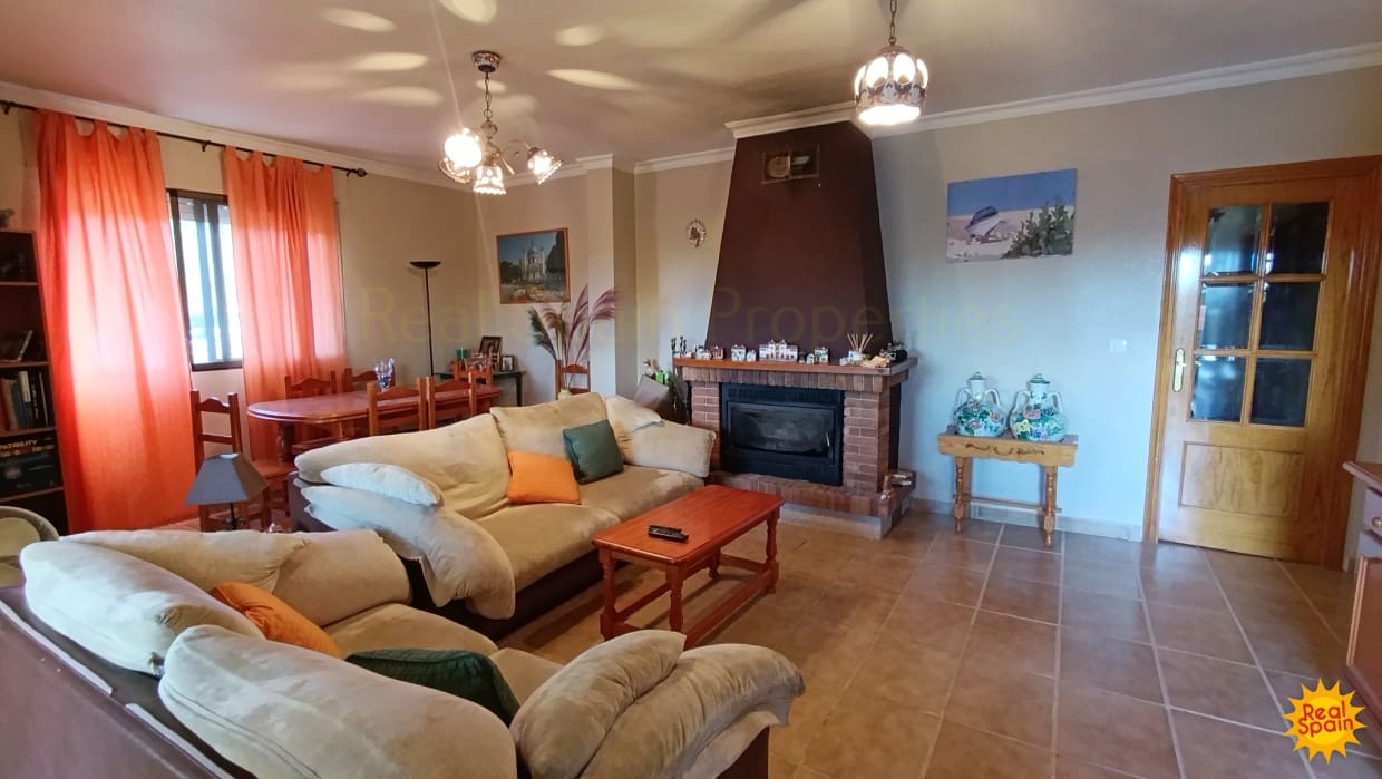 4 bedroom Finca/Country House for sale in Lorca with pool - € 570,000 (Ref: 9557369)