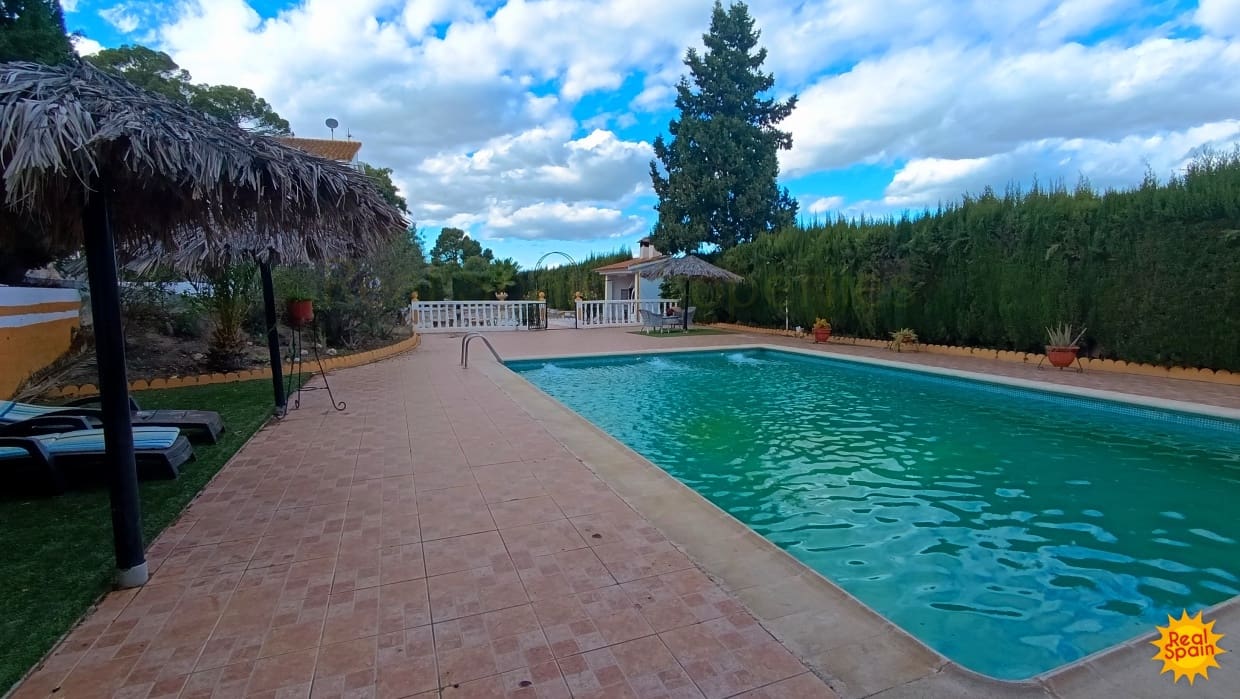 4 bedroom Finca/Country House for sale in Lorca with pool - € 570,000 (Ref: 9557369)