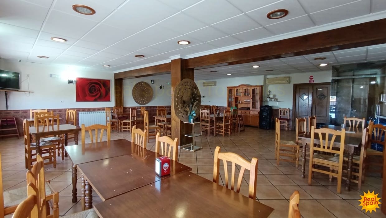 3 sovrum Kommersiell till salu i Velez-Rubio - 720 000 € (Ref: 9651832)