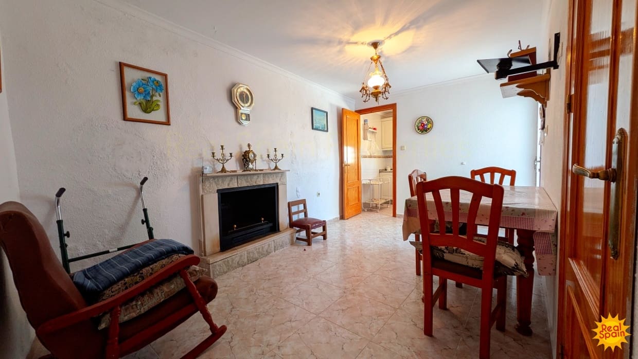 4 makuuhuone Omakotitalo myytävänä paikassa Velez-Blanco - 80 000 € (Ref: 9772543)