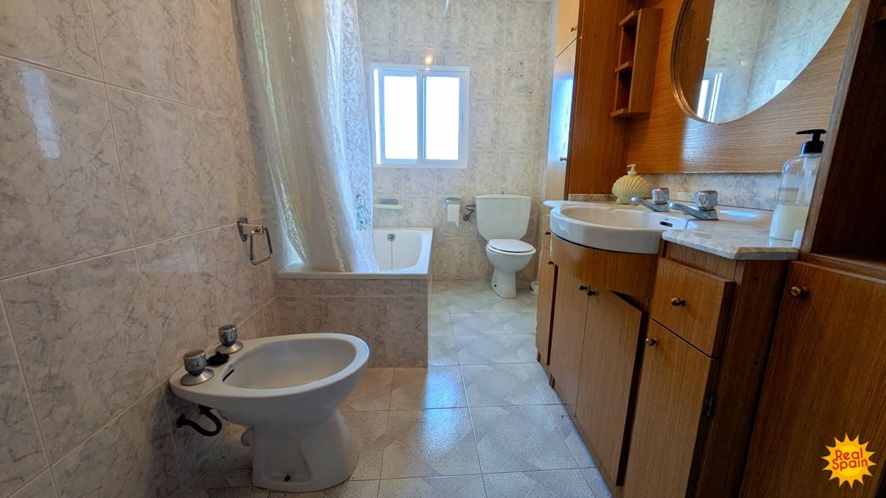 4 makuuhuone Omakotitalo myytävänä paikassa Velez-Blanco - 80 000 € (Ref: 9772543)