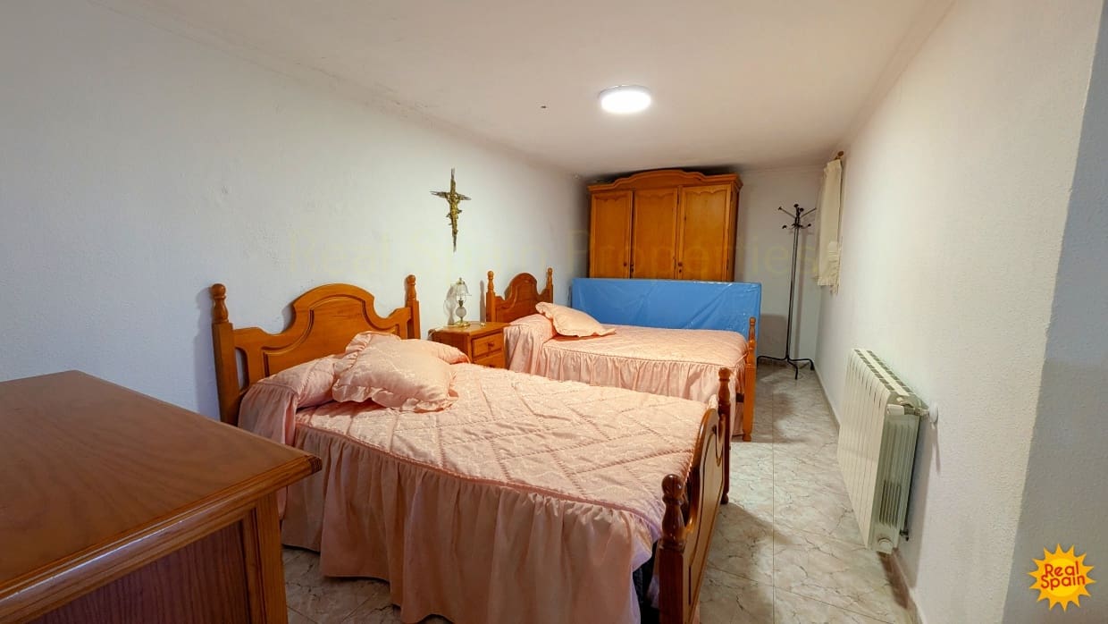 4 makuuhuone Omakotitalo myytävänä paikassa Velez-Blanco - 80 000 € (Ref: 9772543)