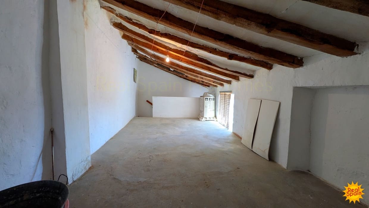 4 makuuhuone Omakotitalo myytävänä paikassa Velez-Blanco - 80 000 € (Ref: 9772543)