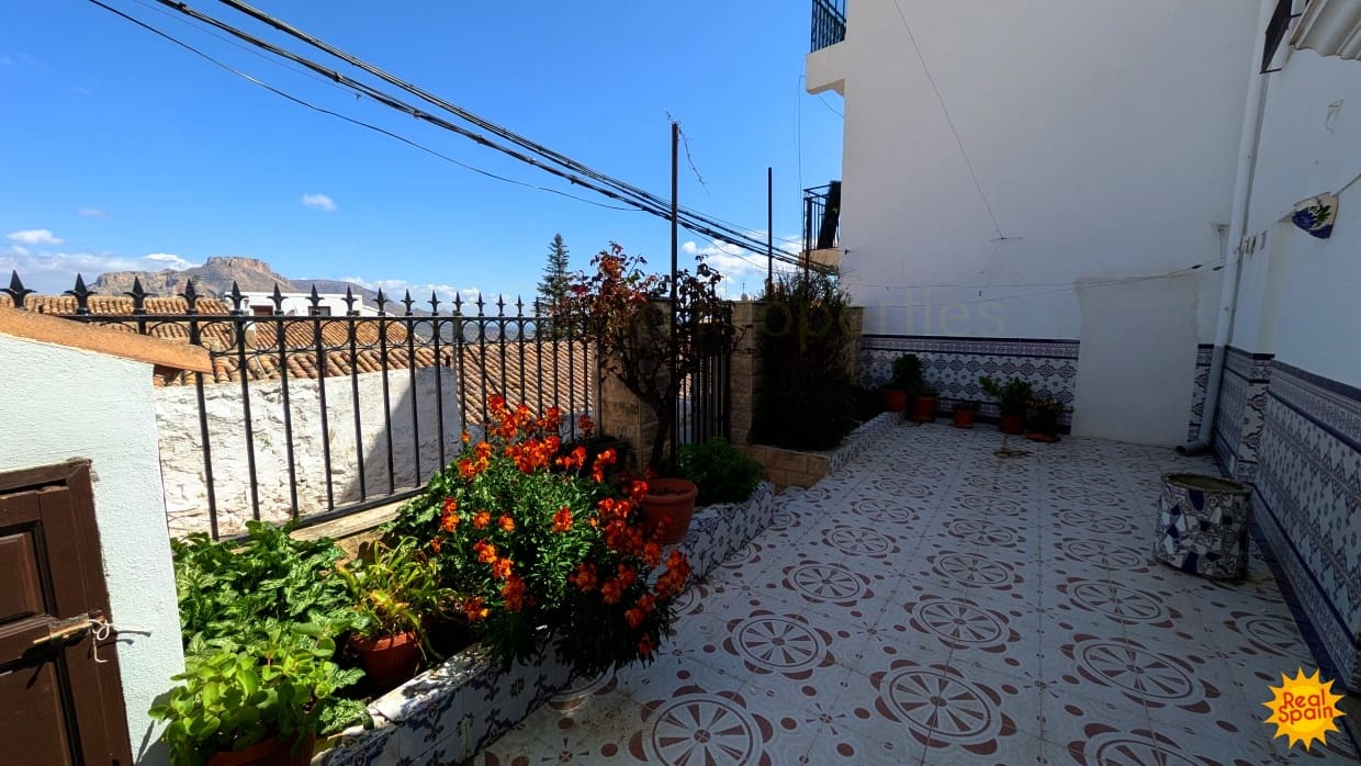 4 makuuhuone Omakotitalo myytävänä paikassa Velez-Blanco - 80 000 € (Ref: 9772543)