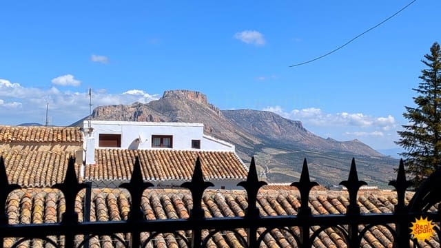 4 makuuhuone Omakotitalo myytävänä paikassa Vélez-Blanco - 80 000 € (Ref: 9772543)