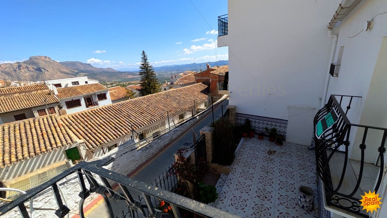 4 makuuhuone Omakotitalo myytävänä paikassa Velez-Blanco - 80 000 € (Ref: 9772543)