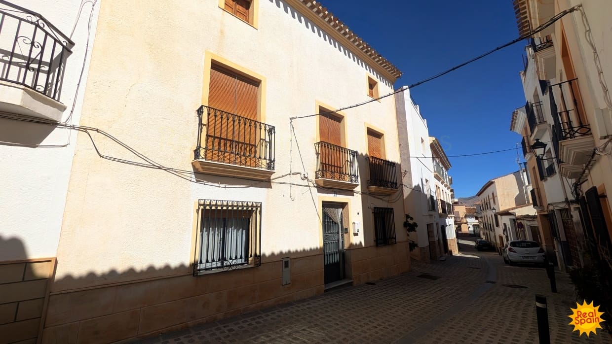 5 sovrum Hus till salu i Velez-Rubio - 98 000 € (Ref: 9781418)