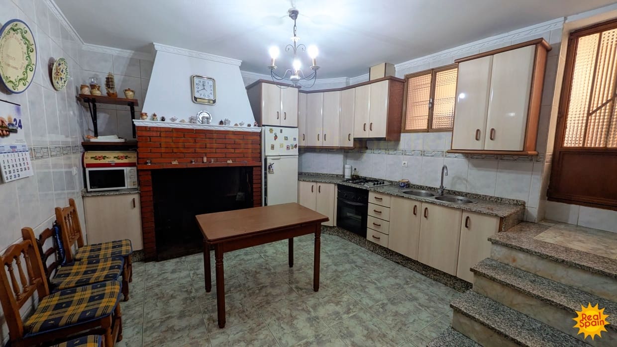 5 sovrum Hus till salu i Velez-Rubio - 98 000 € (Ref: 9781418)