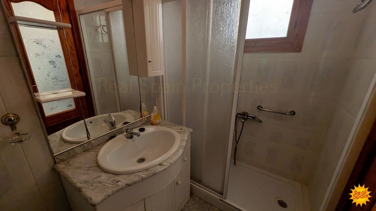 5 sovrum Hus till salu i Velez-Rubio - 98 000 € (Ref: 9781418)