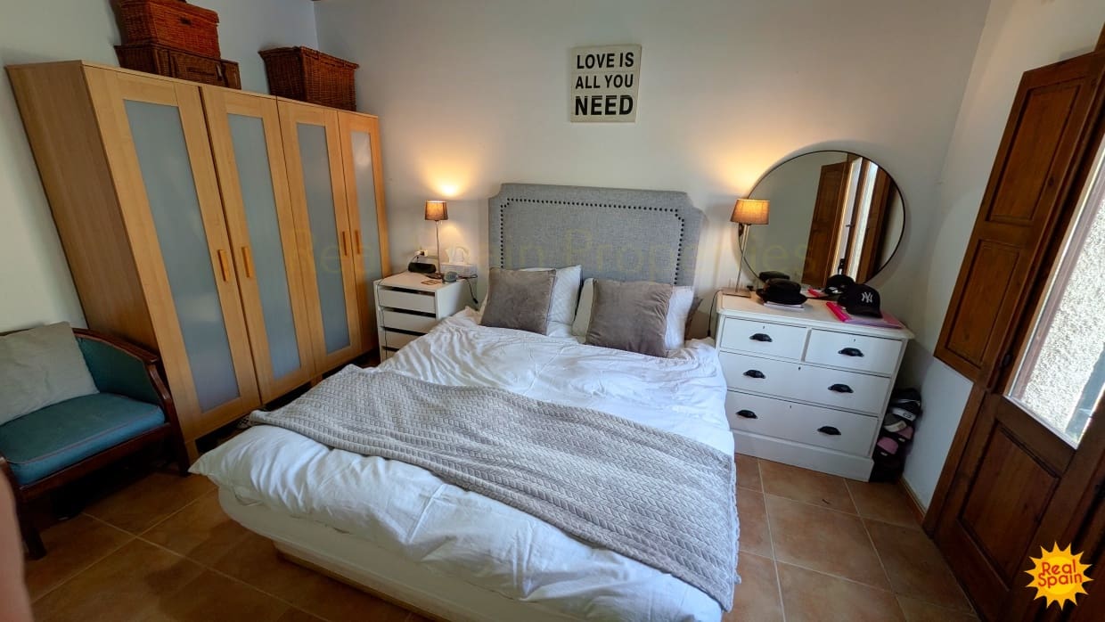 4 soverom Finca/Herregård til salgs i Velez-Blanco - € 199 000 (Ref: 9784913)