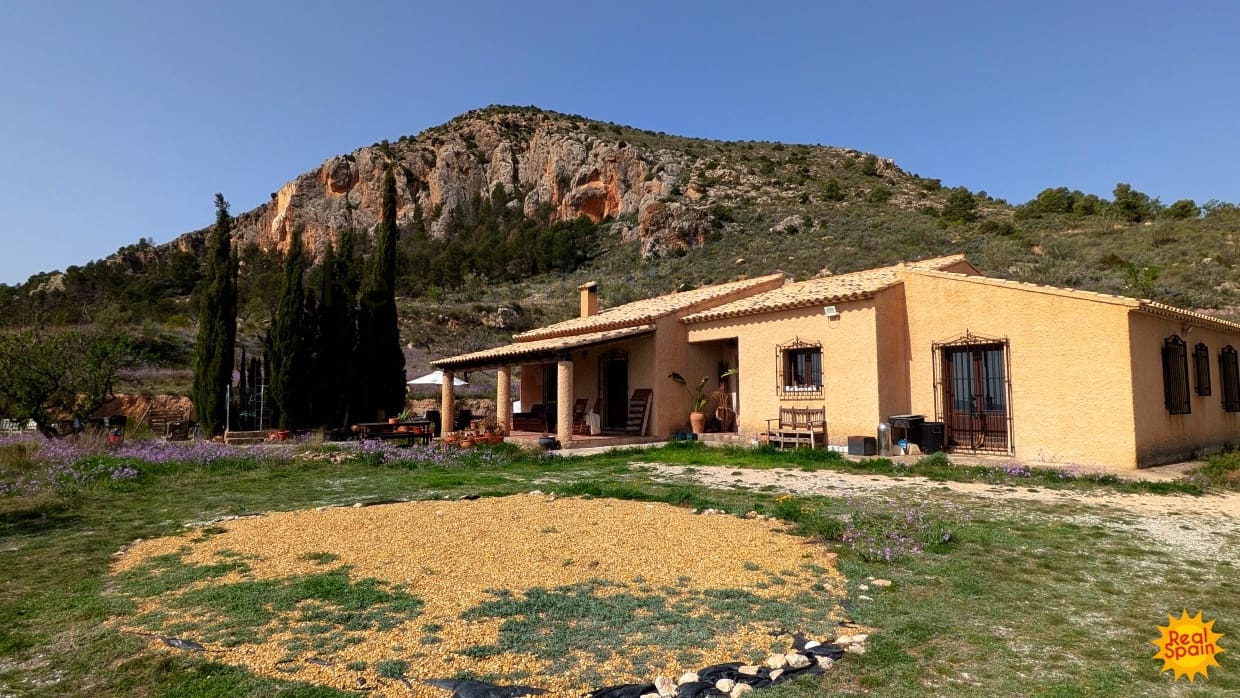 4 soverom Finca/Herregård til salgs i Velez-Blanco - € 199 000 (Ref: 9784913)