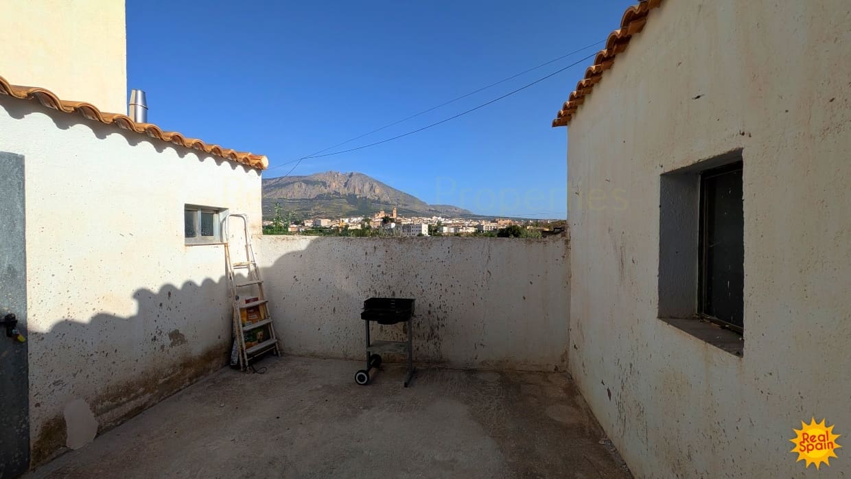 6 slaapkamer Huis te koop in Velez-Rubio - € 165.000 (Ref: 9798206)