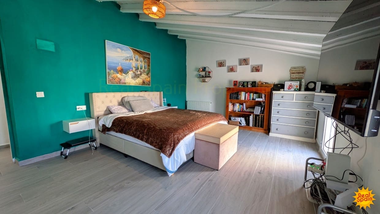 6 slaapkamer Huis te koop in Velez-Rubio - € 165.000 (Ref: 9798206)