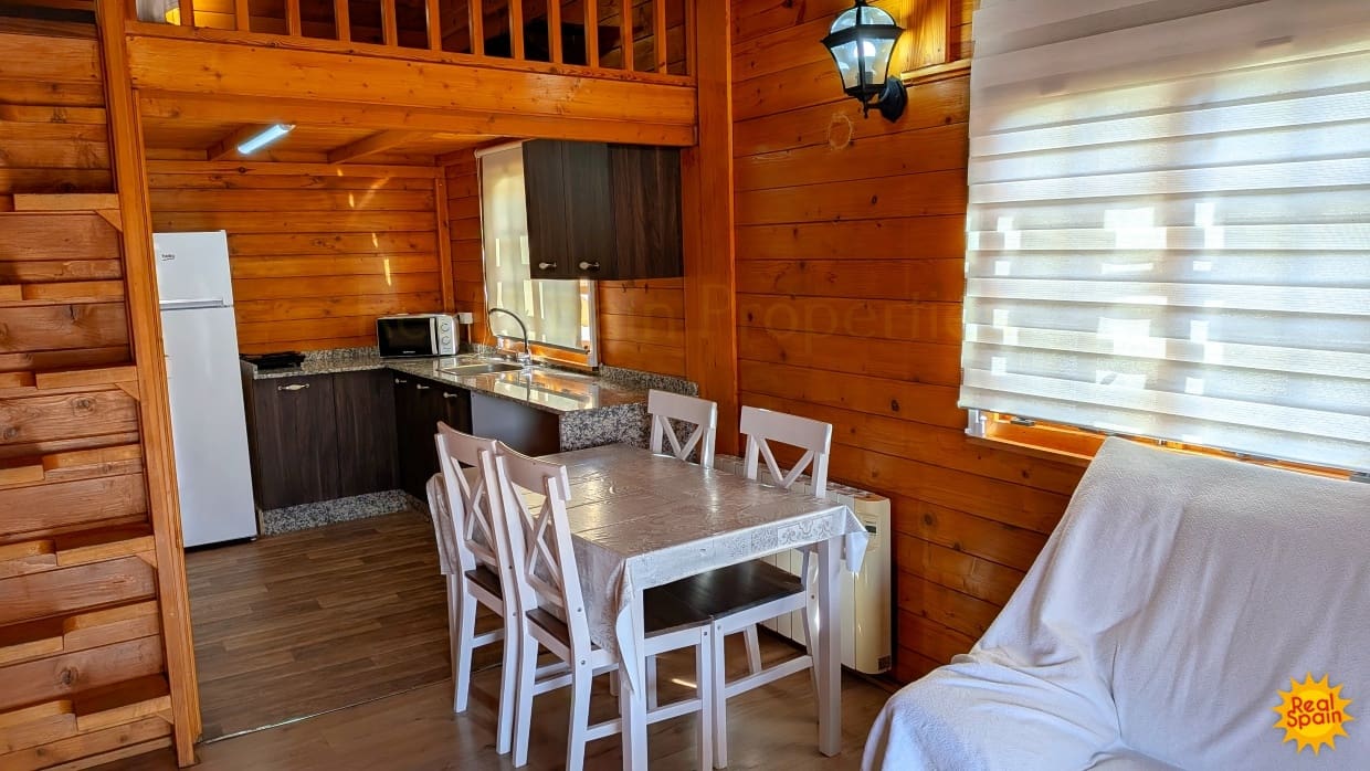 7 quarto Comercial para venda em Velez-Rubio com piscina - 349 000 € (Ref: 9798207)