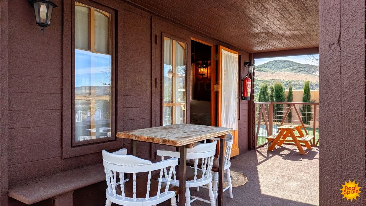 7 quarto Comercial para venda em Velez-Rubio com piscina - 349 000 € (Ref: 9798207)