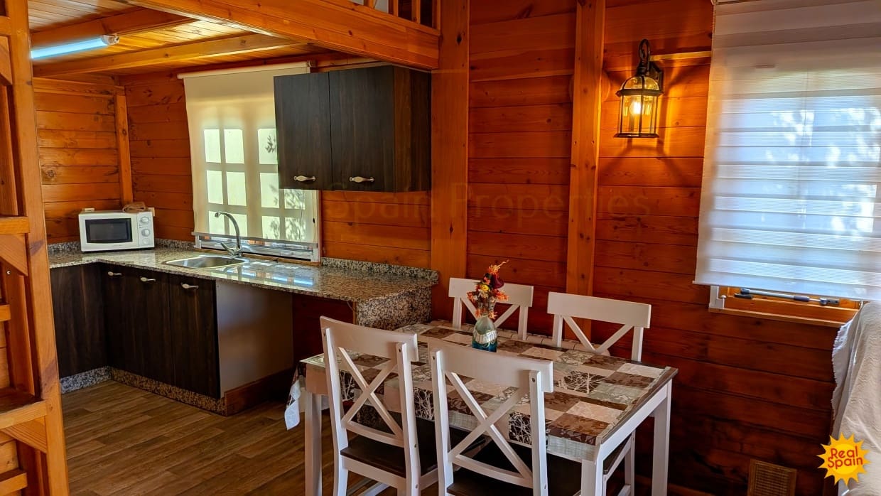 7 quarto Comercial para venda em Velez-Rubio com piscina - 349 000 € (Ref: 9798207)