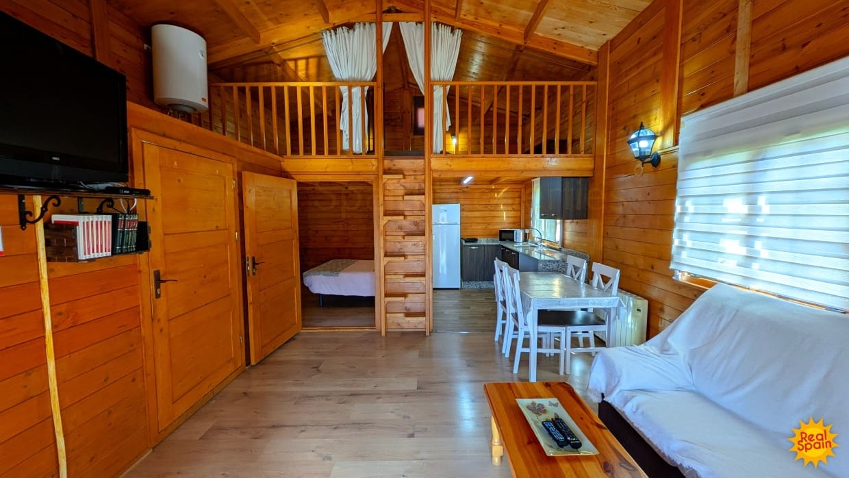 7 quarto Comercial para venda em Velez-Rubio com piscina - 349 000 € (Ref: 9798207)