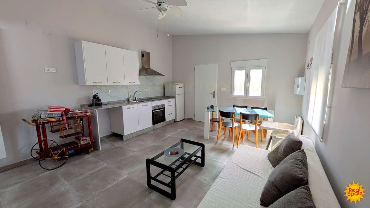 7 quarto Comercial para venda em Velez-Rubio com piscina - 349 000 € (Ref: 9798207)