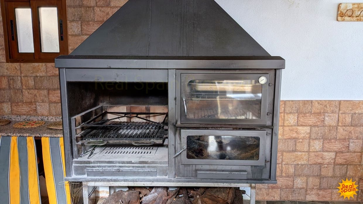 7 quarto Comercial para venda em Velez-Rubio com piscina - 349 000 € (Ref: 9798207)