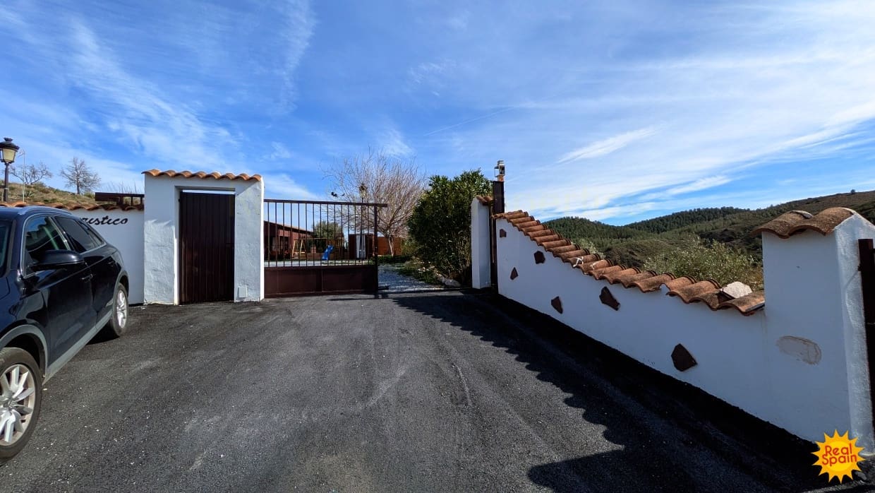 7 quarto Comercial para venda em Velez-Rubio com piscina - 349 000 € (Ref: 9798207)