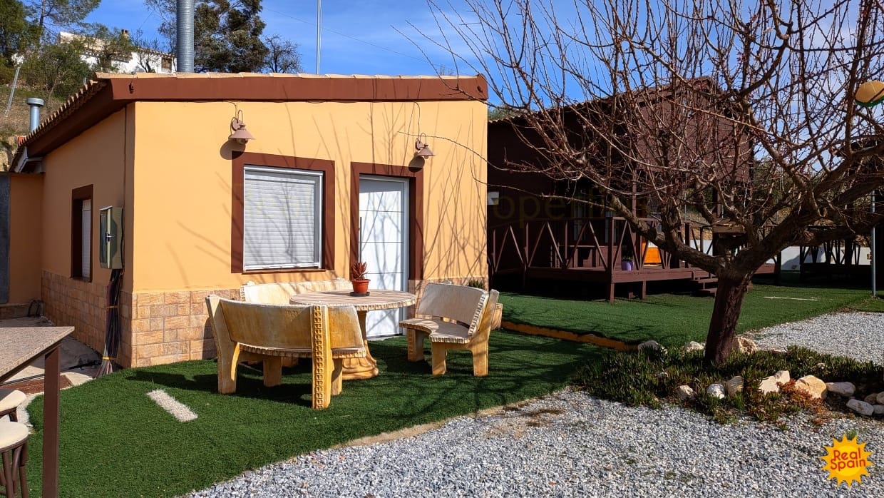 7 quarto Comercial para venda em Velez-Rubio com piscina - 349 000 € (Ref: 9798207)