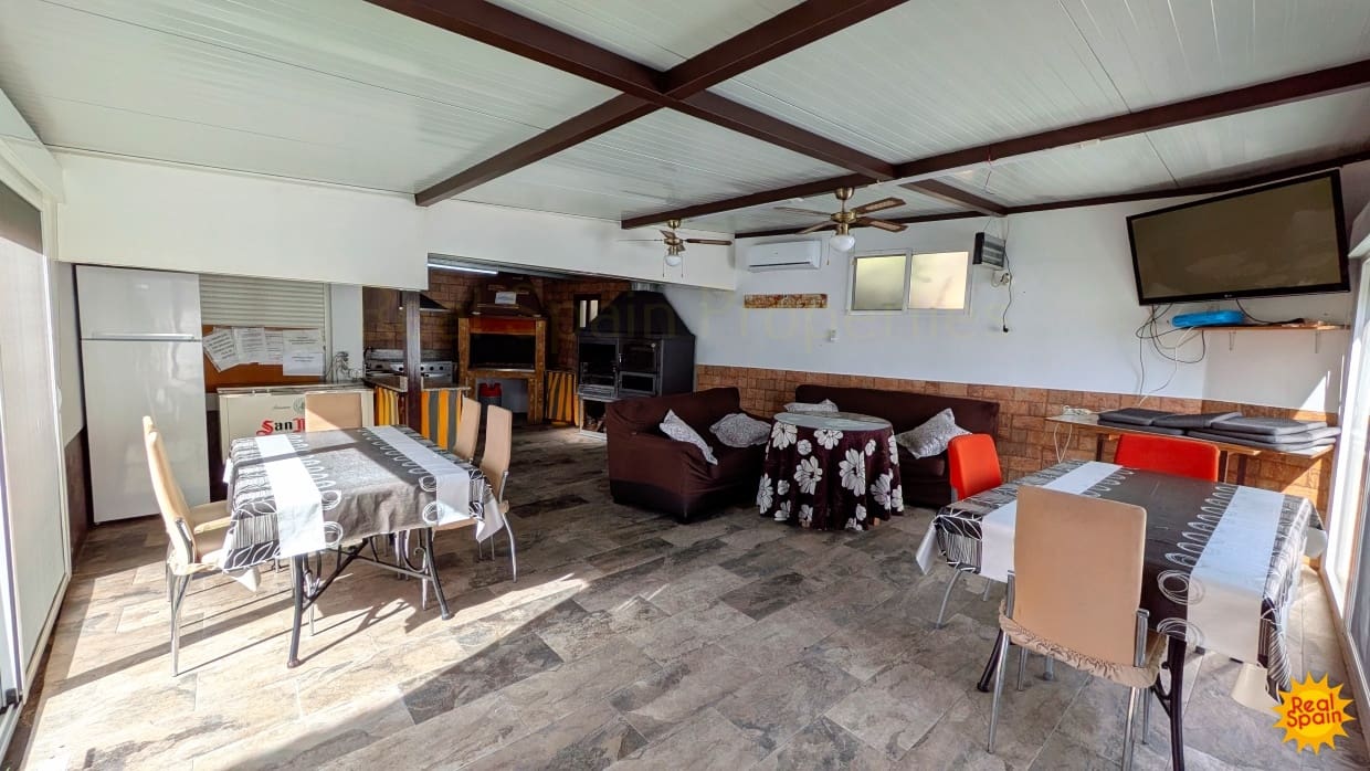 7 quarto Comercial para venda em Velez-Rubio com piscina - 349 000 € (Ref: 9798207)