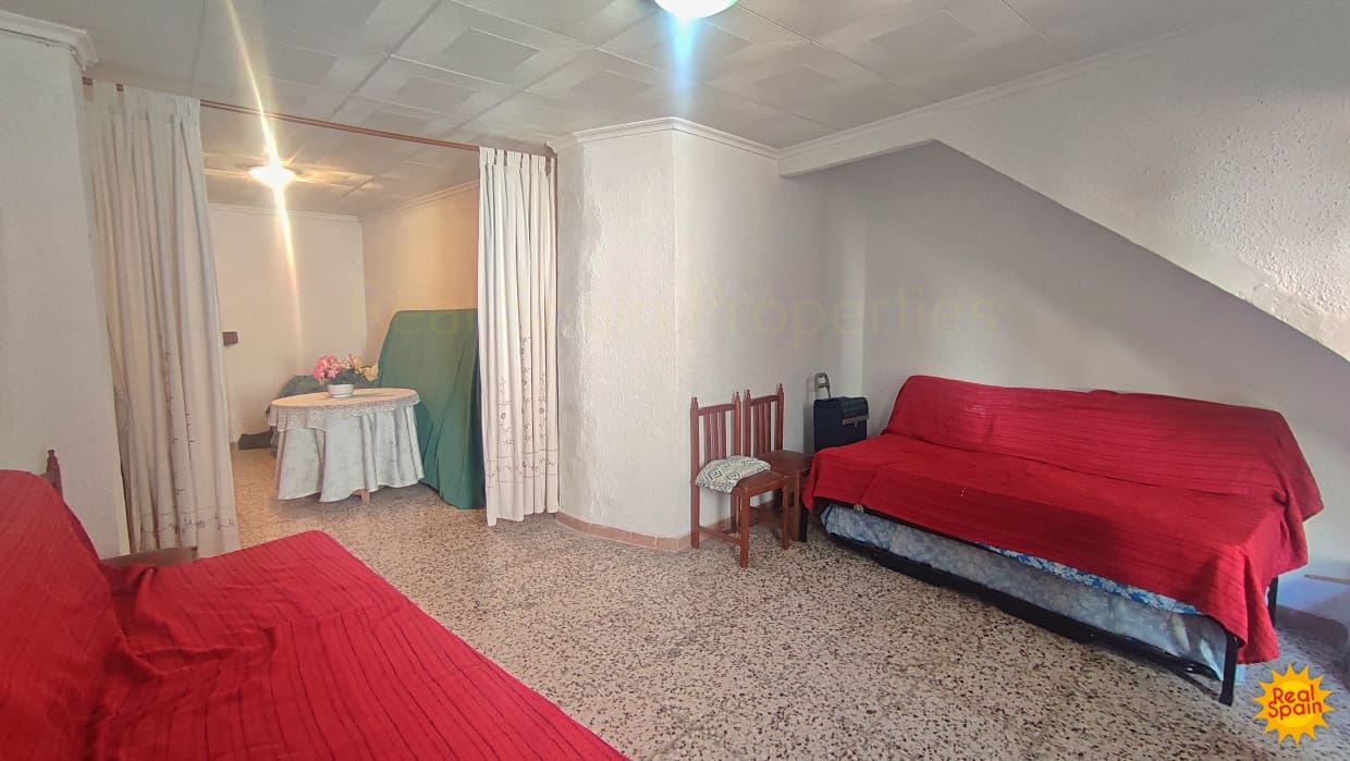 Casa de 4 habitaciones en Vélez-Rubio en venta - 70.000 € (Ref: 9800816)