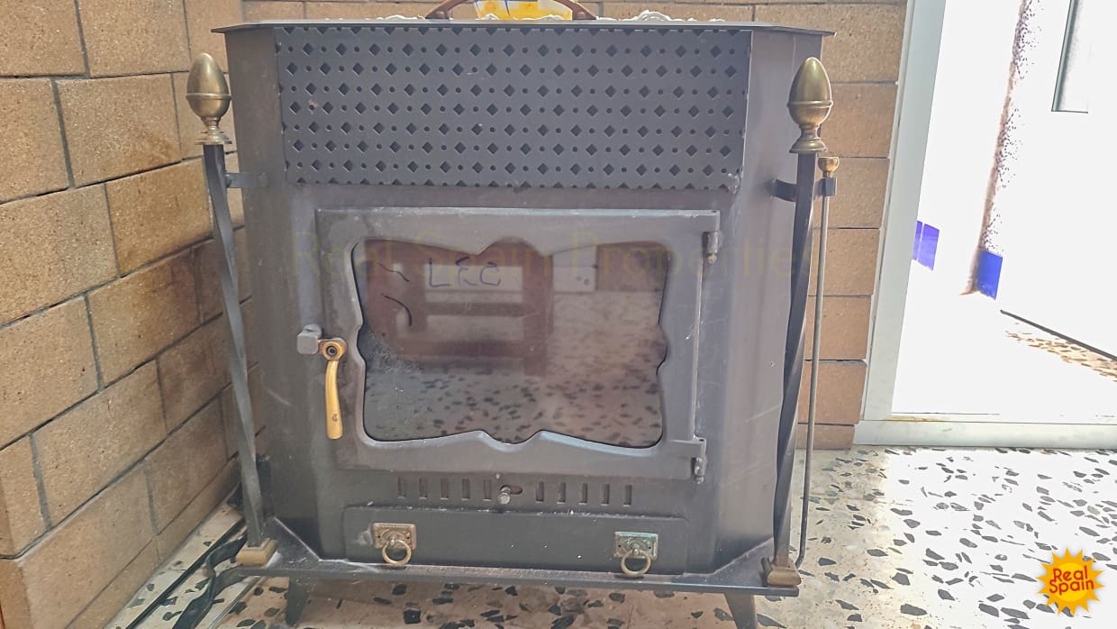 Casa de 4 habitaciones en Vélez-Rubio en venta - 70.000 € (Ref: 9800816)