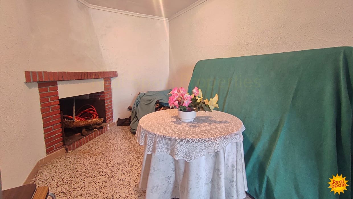 Casa de 4 habitaciones en Vélez-Rubio en venta - 70.000 € (Ref: 9800816)