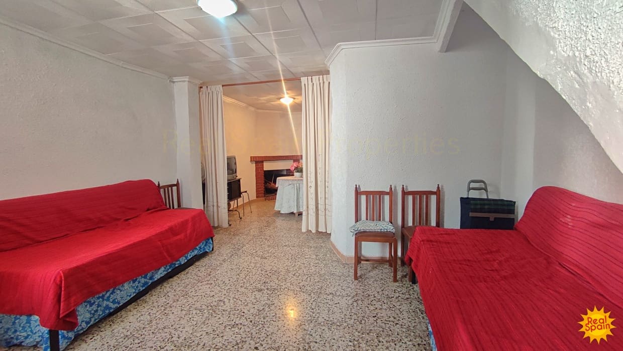 Casa de 4 habitaciones en Vélez-Rubio en venta - 70.000 € (Ref: 9800816)