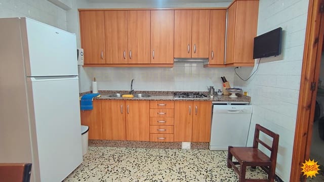 Casa de 4 habitaciones en Vélez-Rubio en venta - 70.000 € (Ref: 9800816)