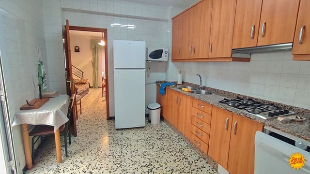 Casa de 4 habitaciones en Vélez-Rubio en venta - 70.000 € (Ref: 9800816)