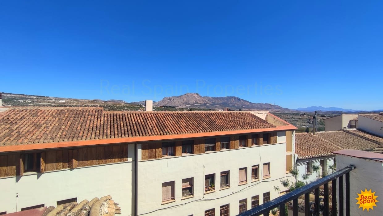 Casa de 4 habitaciones en Vélez-Rubio en venta - 70.000 € (Ref: 9800816)