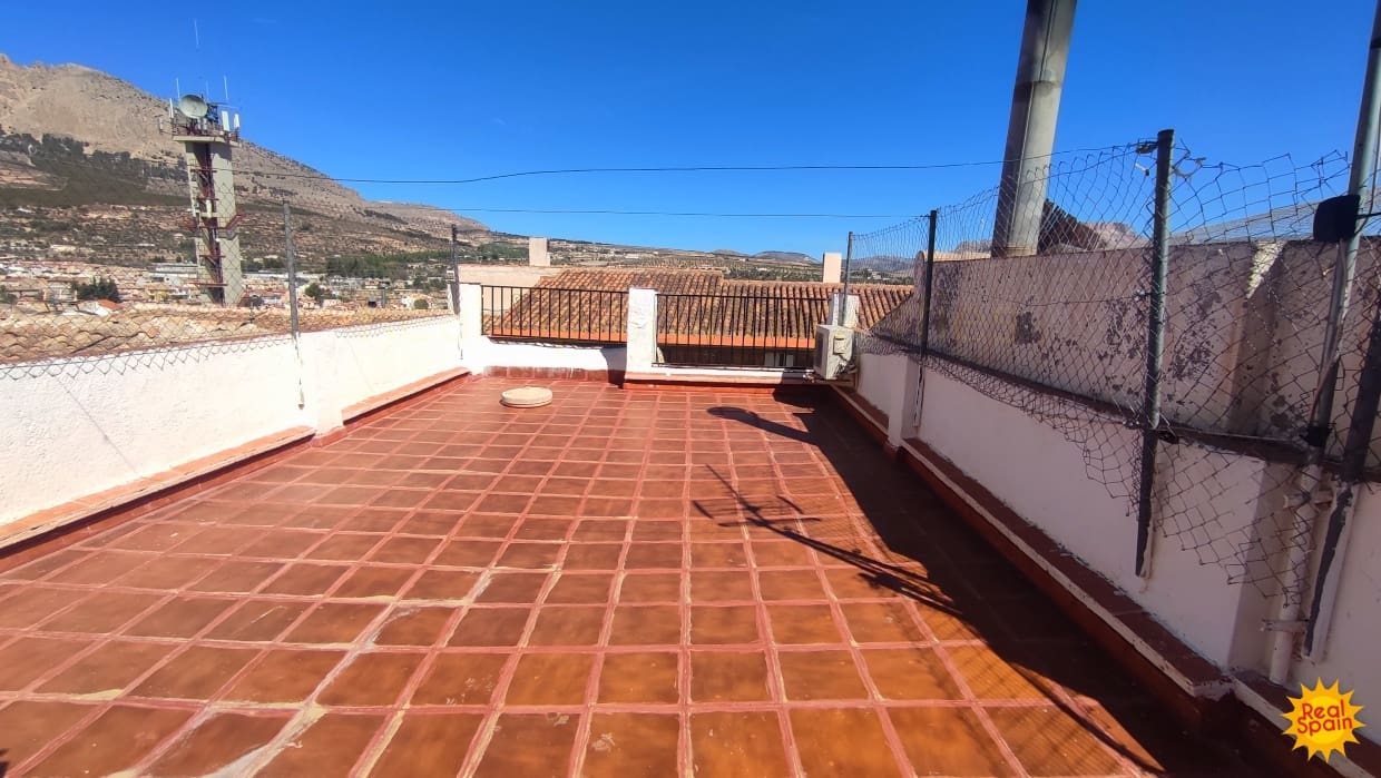 Casa de 4 habitaciones en Vélez-Rubio en venta - 70.000 € (Ref: 9800816)