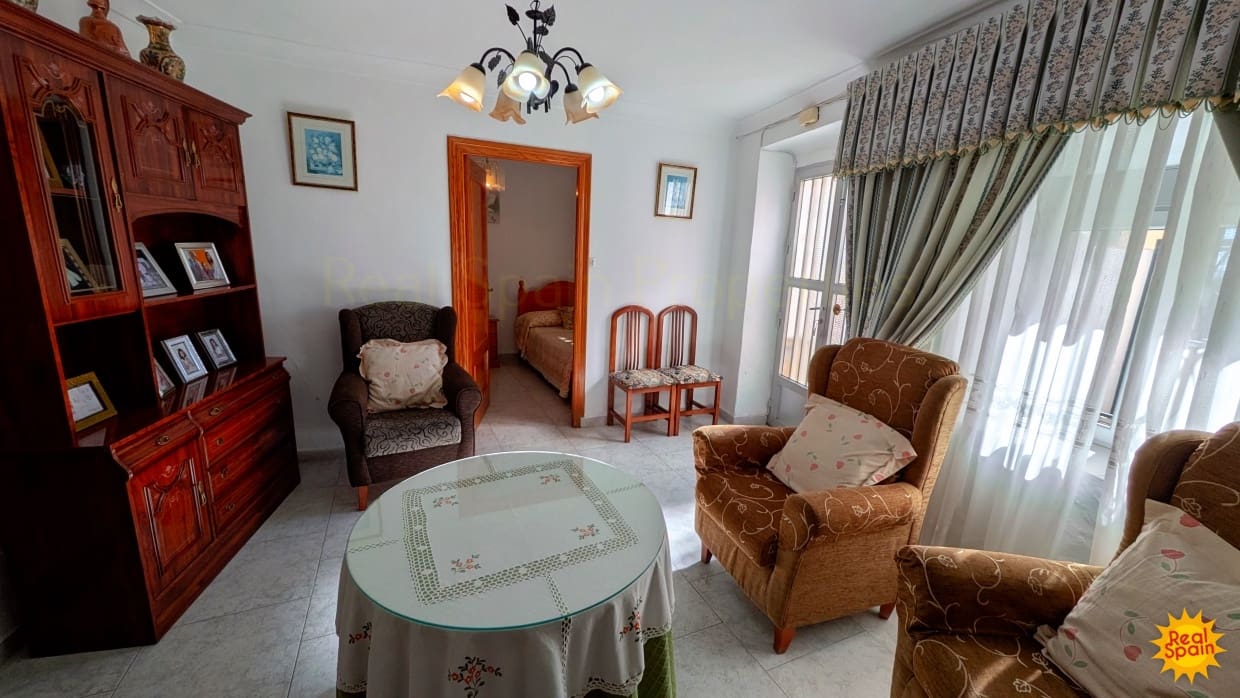 4 bedroom Townhouse for sale in Velez-Blanco - € 95,000 (Ref: 9800818)