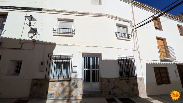 4 bedroom Townhouse for sale in Vélez-Blanco - € 95,000 (Ref: 9800818)